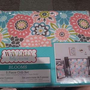 Waverly Baby 5 Piece Crib Set - Floral Design